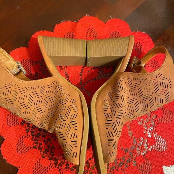 Lov ❤️ mark brown/peach toe peek - Picture 1 of 1